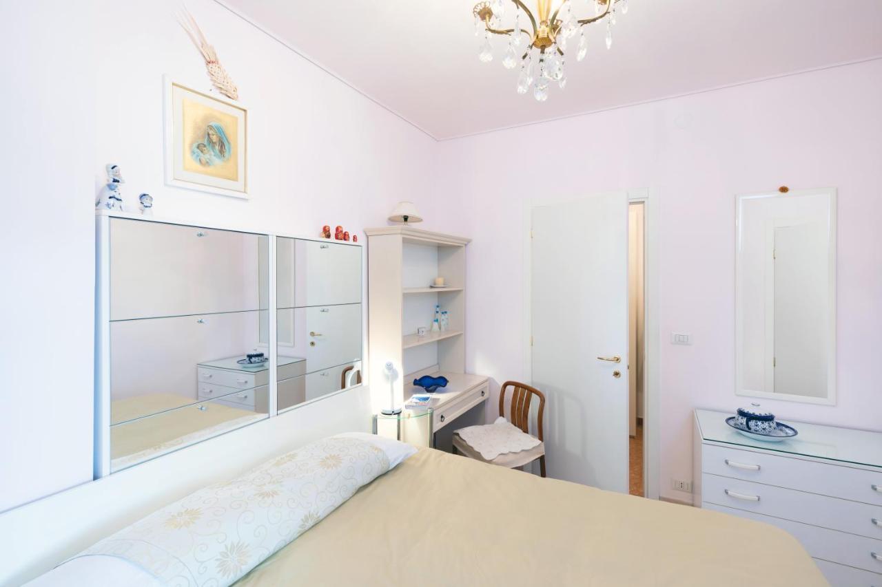 דירות בורדיגרה 110 - Casa Sole Vista Mare, In Centro 100 Metri Spiaggia מראה חיצוני תמונה