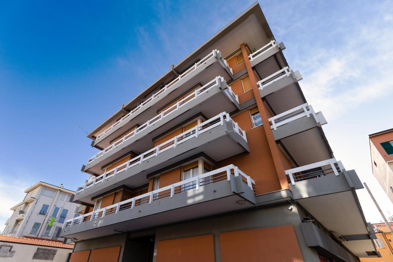 דירות בורדיגרה 110 - Casa Sole Vista Mare, In Centro 100 Metri Spiaggia מראה חיצוני תמונה